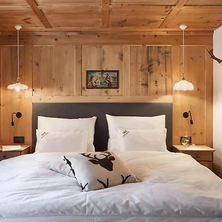 Chalet Sotciastel Antico Badia (South Tyrol)